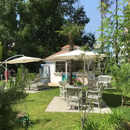 Cozy House Апартаменты Солнечный берег